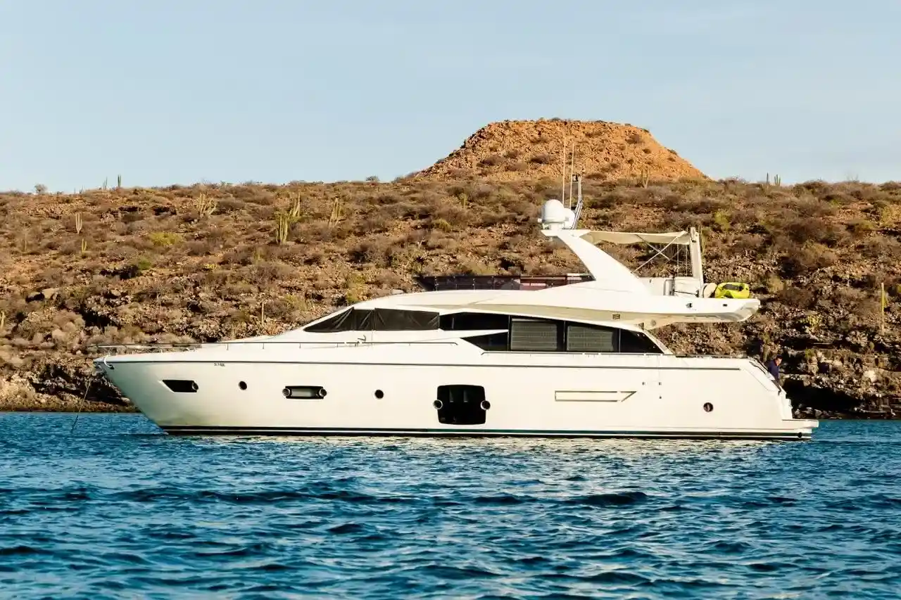 Thumbnail von Ferretti Yachts 720