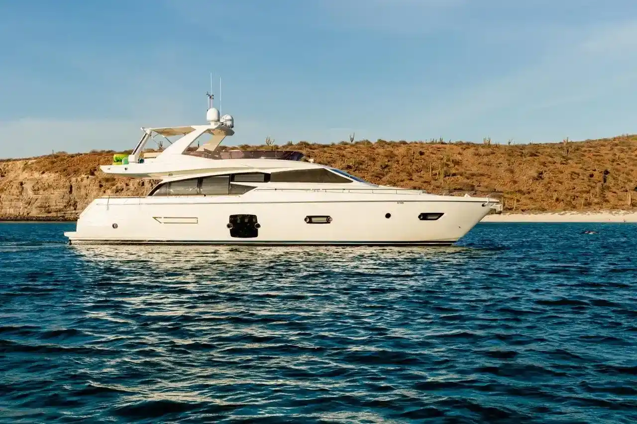 Thumbnail von Ferretti Yachts 720
