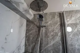 Thumbnail von Euroship Services BV Deksalon 1950