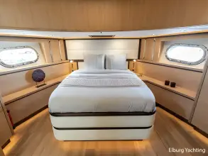 Thumbnail von Alm 	Grand Voyager 65