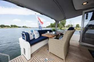 Thumbnail von Van Den Hoven Exclusive 1600 Van den Hoven Exclusive 1600