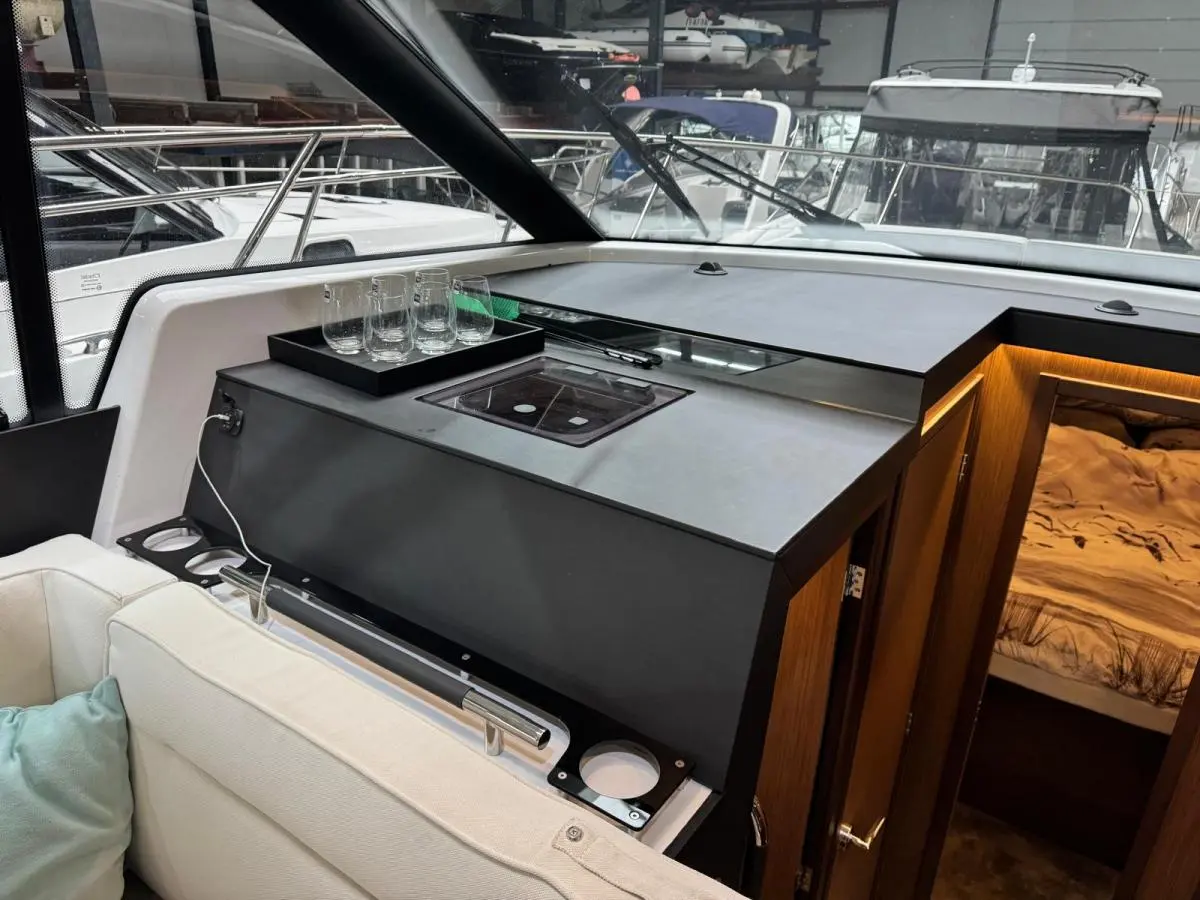 Thumbnail von Jeanneau NC 37 JEANNEAU NC37 met slechts 87 uur!