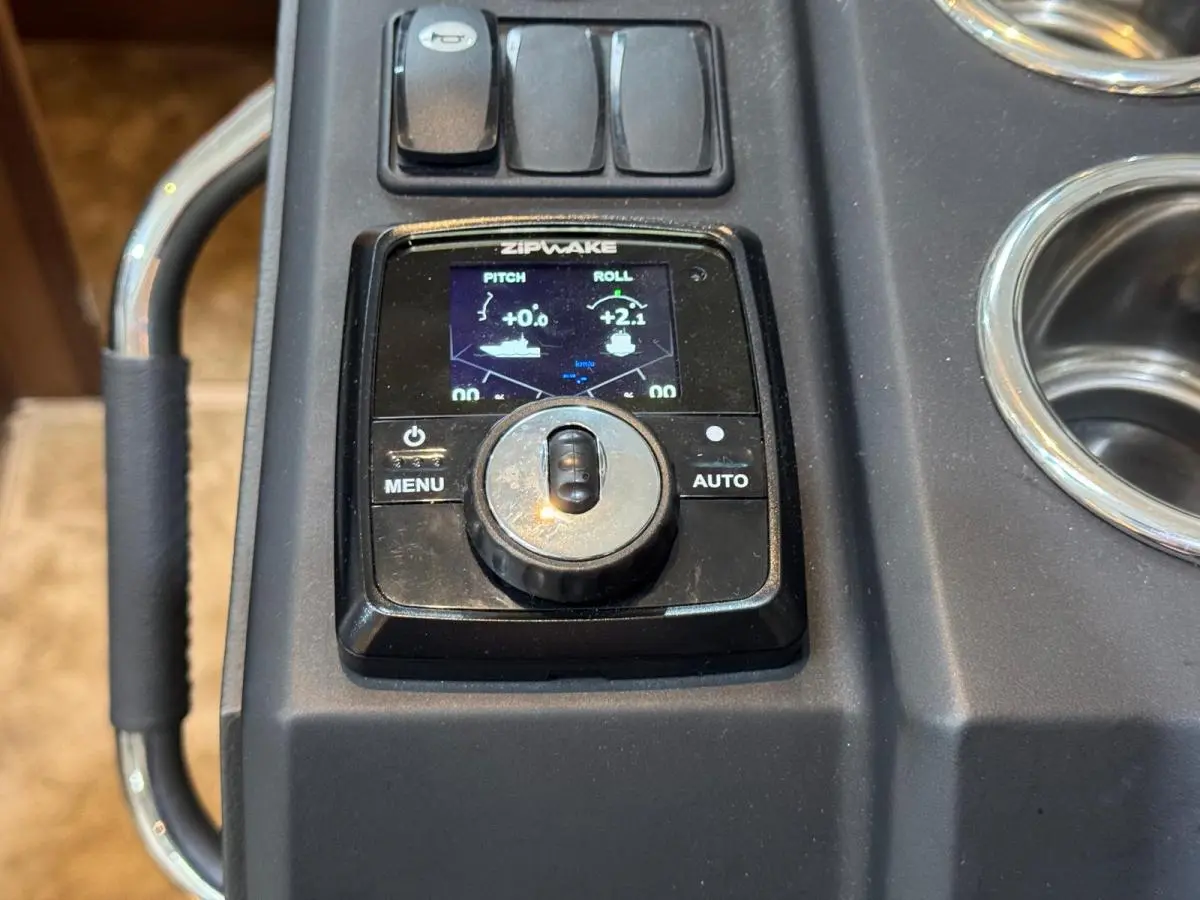 Thumbnail von Jeanneau NC 37 JEANNEAU NC37 met slechts 87 uur!