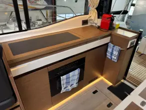 Thumbnail von Jeanneau NC 37 JEANNEAU NC37 met slechts 87 uur!