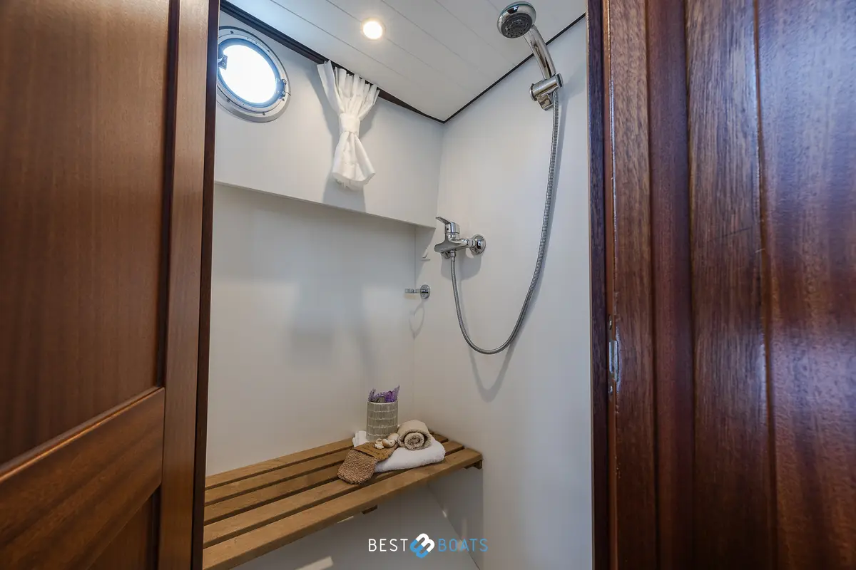 Thumbnail von Linssen 29.9 Sedan Linssen Classic Sturdy 32 AC