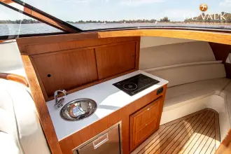 Thumbnail von Long Island Yachts 33 Runabout Hybrid