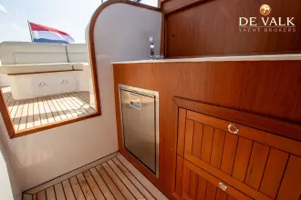 Thumbnail von Long Island Yachts 33 Runabout Hybrid