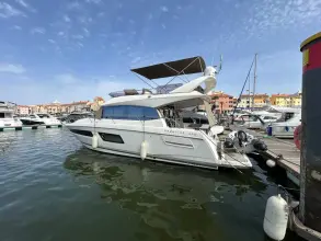 Prestige 450 Lady Maddie