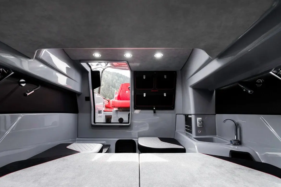 Thumbnail von Brabus Shadow 300 Cross-Top Edition 1 VAMOS