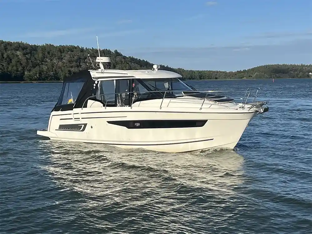 Jeanneau Merry Fisher 895
