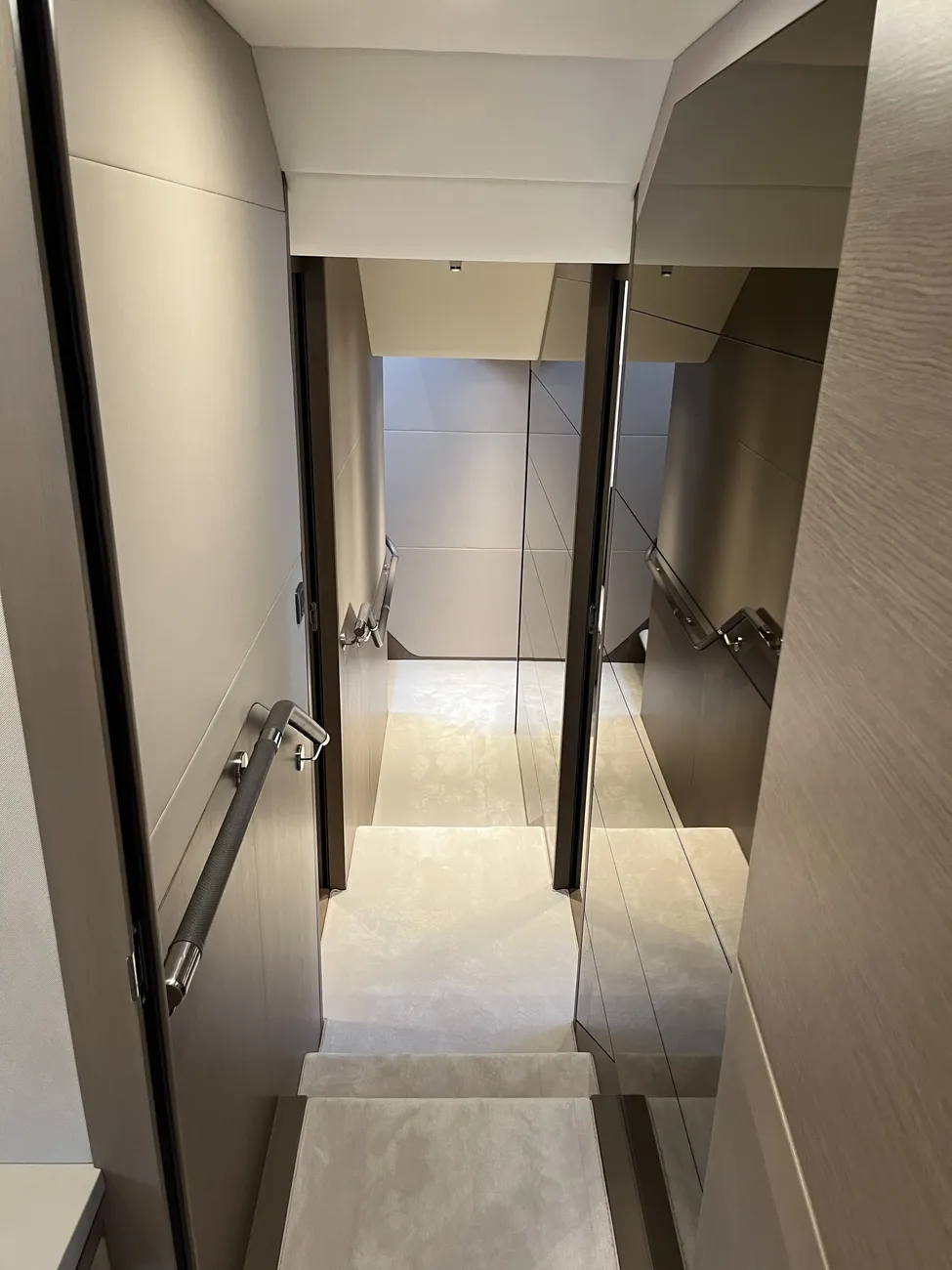 Thumbnail von Princess Y85 n/a