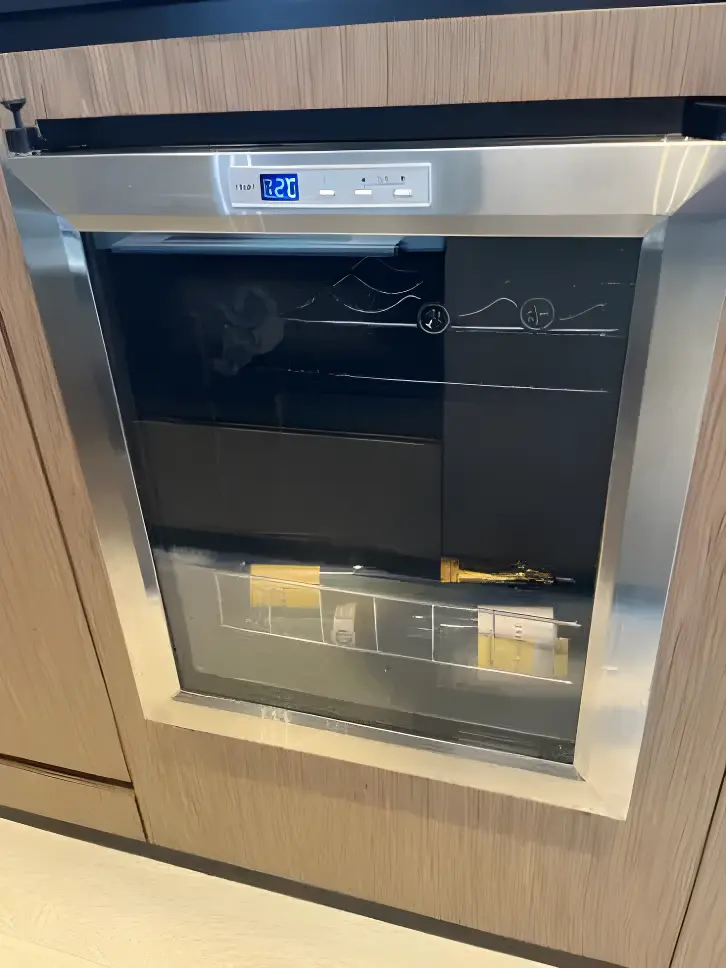 Thumbnail von Ferretti Yachts 720 LEME