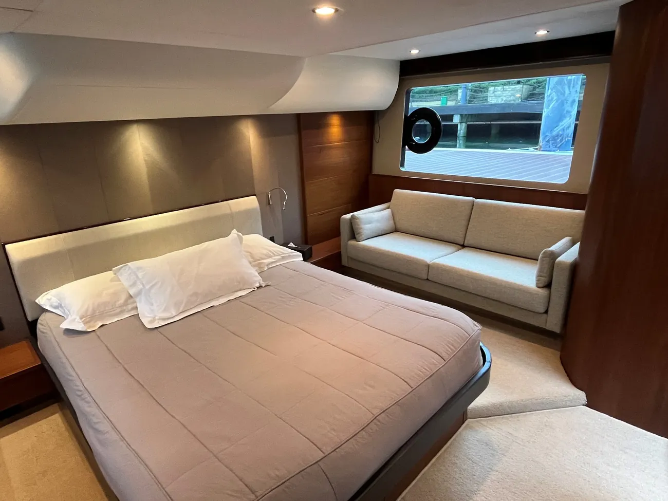 Thumbnail von Princess 56 Flybridge IRIS ROSE