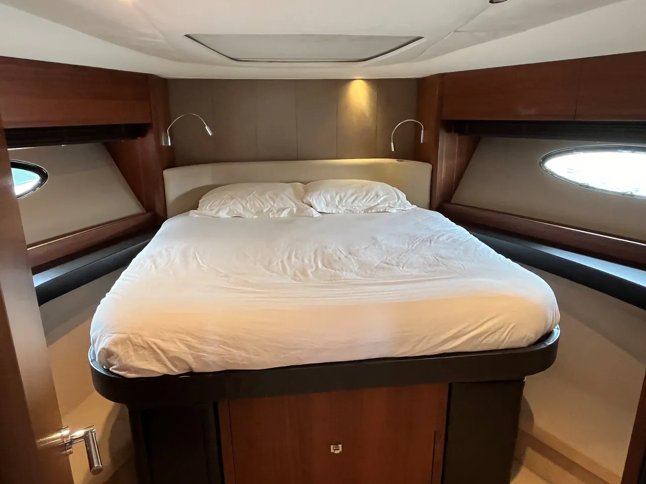 Thumbnail von Princess 56 Flybridge IRIS ROSE