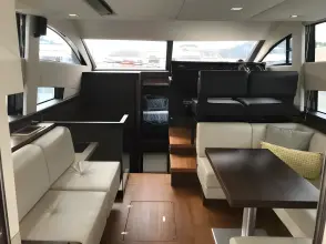 Thumbnail von Fairline Squadron 42 n/a