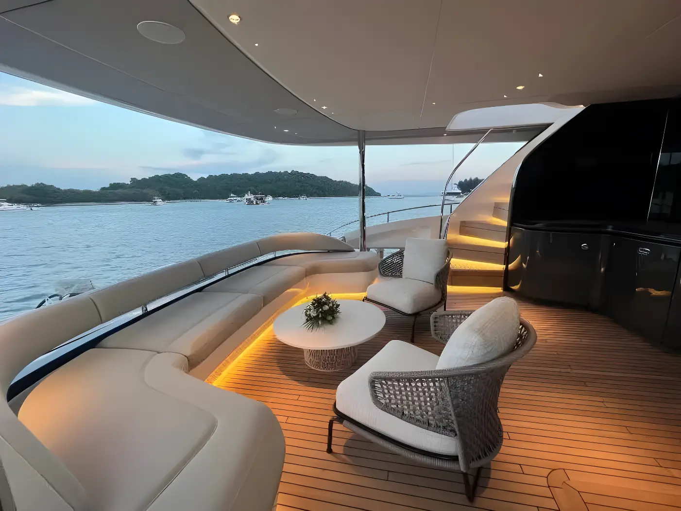 Thumbnail von Princess Y95 ROVAL