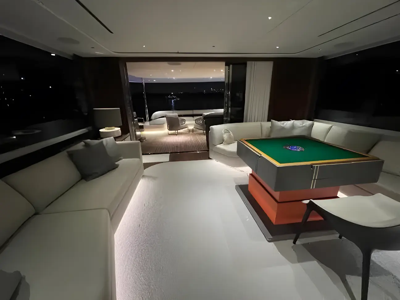 Thumbnail von Princess Y95 ROVAL