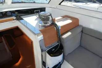 Thumbnail von Amel 60