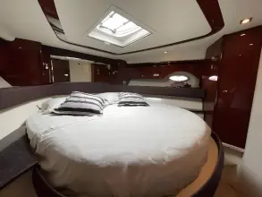 Thumbnail von Meridian 441 Sedan Lanlaa