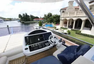 Thumbnail von Sunseeker 86 Yacht