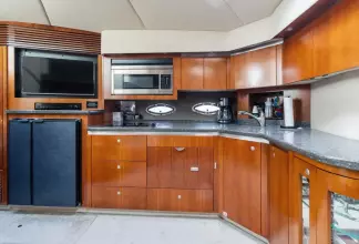 Thumbnail von Cruisers Yachts 520 Express