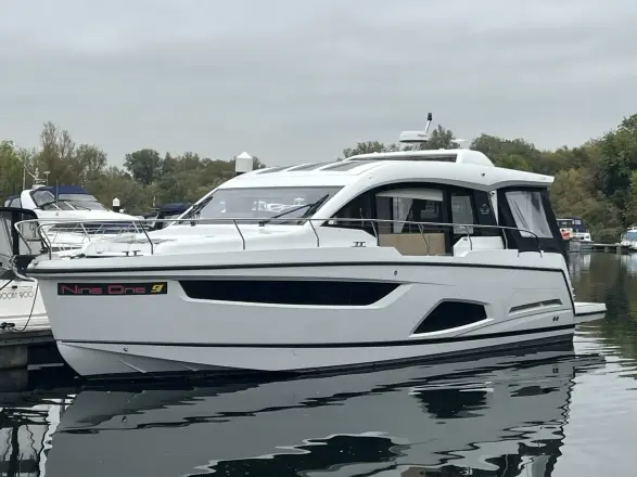 Sealine C430 Bow &amp; Stern Thrusters 