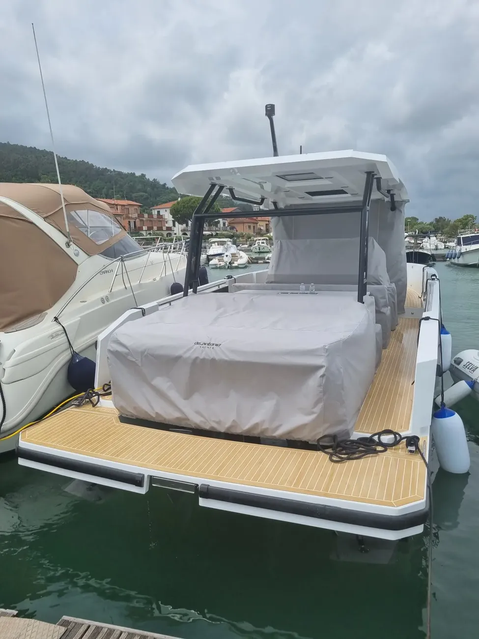 Thumbnail von De Antonio Yachts D32