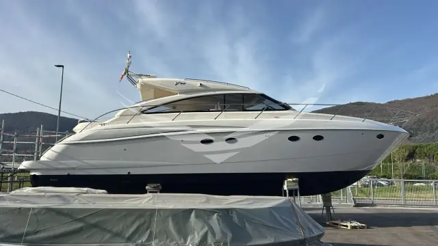 Princess V53