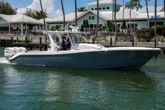 Edgewater 370 CC