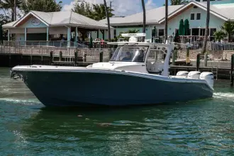 Thumbnail von Edgewater 370 CC
