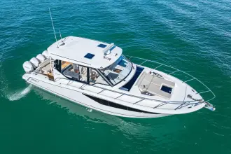 Thumbnail von Boston Whaler 405 Conquest
