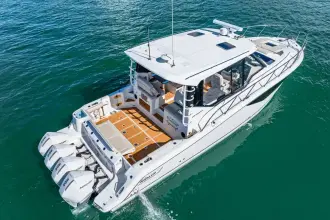 Thumbnail von Boston Whaler 405 Conquest