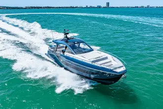 Thumbnail von Azimut 48