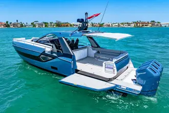 Thumbnail von Azimut 48