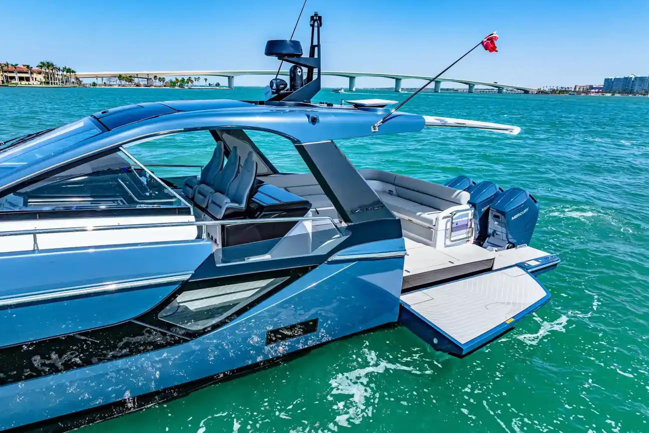 Thumbnail von Azimut 48