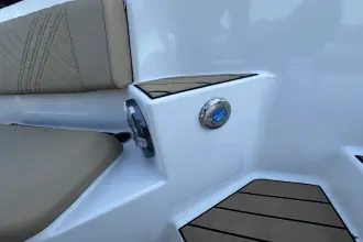 Thumbnail von Sea Ray SDX 270