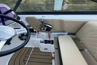 Thumbnail von Sea Ray SDX 270