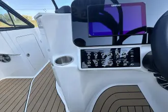 Thumbnail von Sea Ray SDX 270