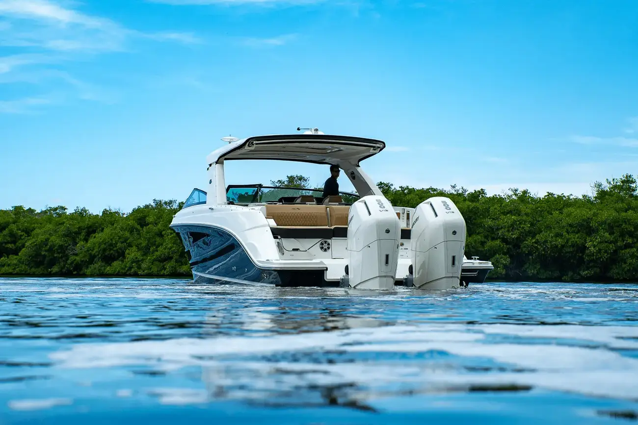 Thumbnail von Sea Ray SLX 400 Outboard