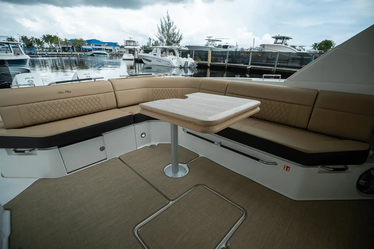 Thumbnail von Sea Ray SLX 400 Outboard