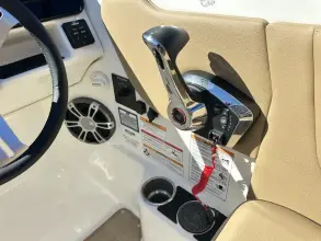 Thumbnail von Sea Ray SDX 270 Outboard