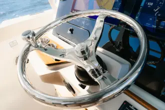 Thumbnail von Boston Whaler 360 Outrage