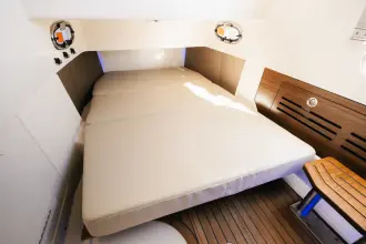 Thumbnail von Boston Whaler 360 Outrage