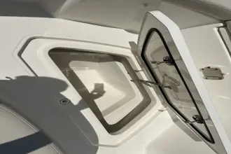 Thumbnail von Boston Whaler 330 Outrage