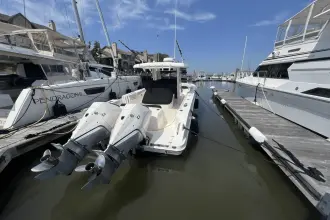 Thumbnail von Boston Whaler 330 Outrage