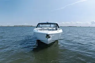 Thumbnail von Cruisers Yachts 50 GLS OB