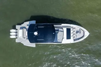 Thumbnail von Cruisers Yachts 50 GLS OB