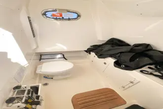 Thumbnail von Boston Whaler 330 Outrage