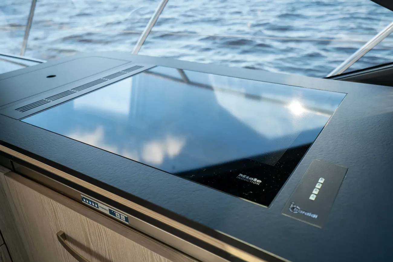 Thumbnail von Azimut S6