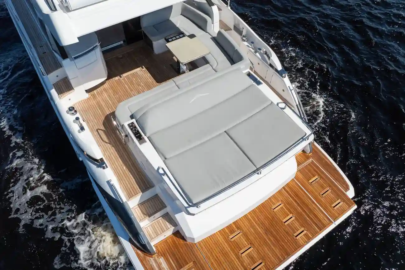 Thumbnail von Azimut S6